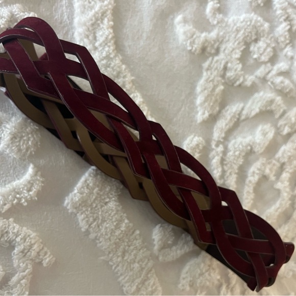 Merona Suede Cutout belt ASO Elena Gilbert on The Vampire Diaries - Picture 5 of 8